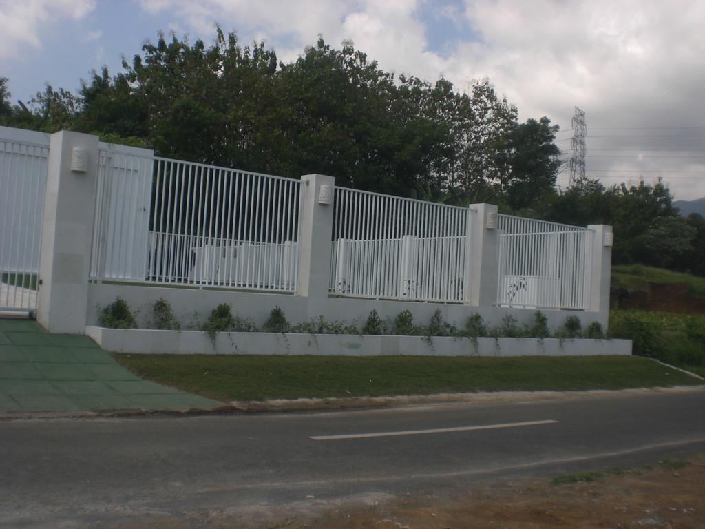 Villa Putih Lovina Exterior foto