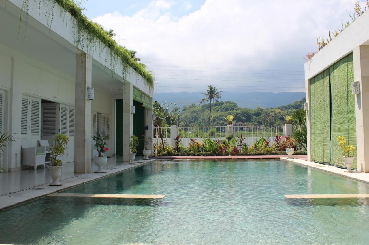 Villa Putih Lovina Exterior foto